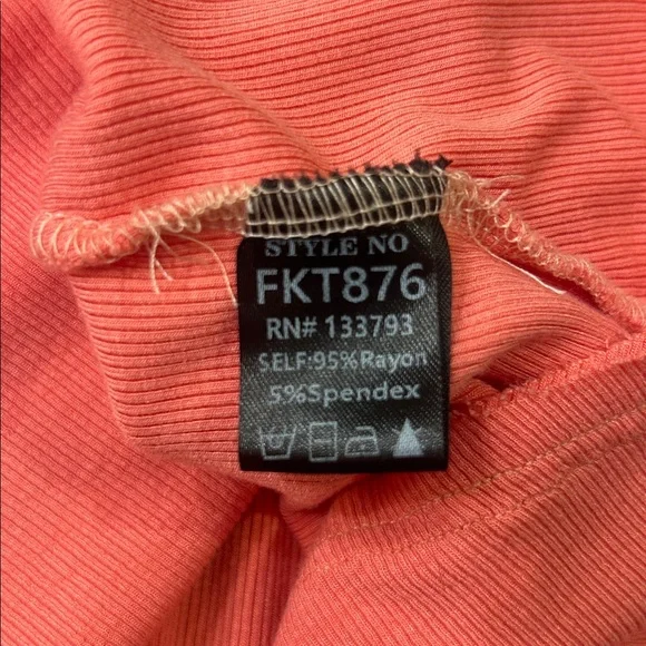 POL Oversize Pearl Embellished Ribbed Top Size Small Watermelon Pink - Picture 7 of 12